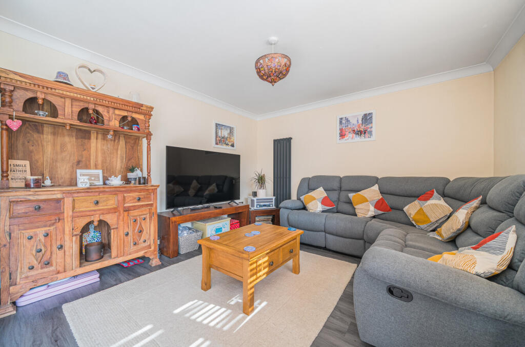 1353870-8-68c7e51...