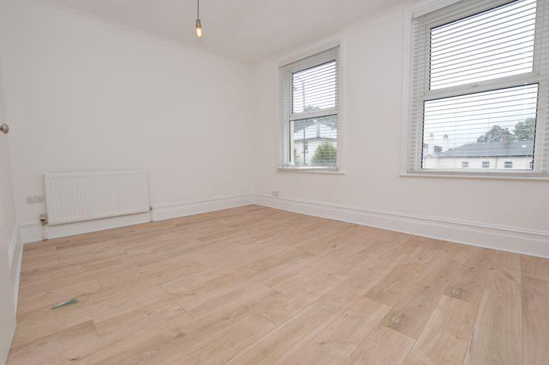 Living Room pic2
