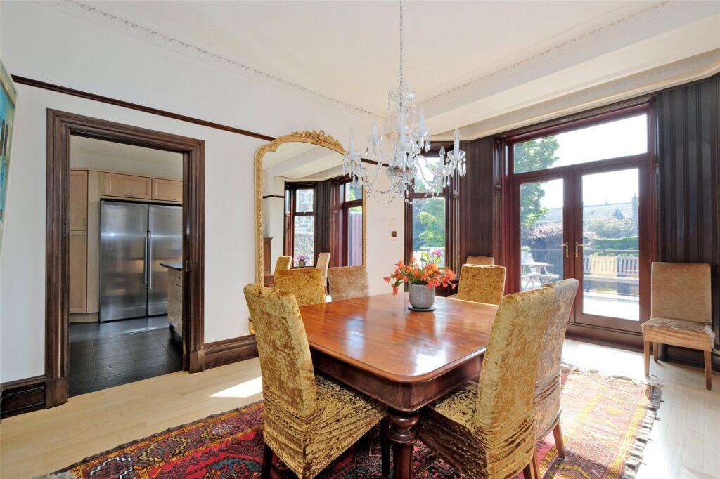 51 Albury Rd