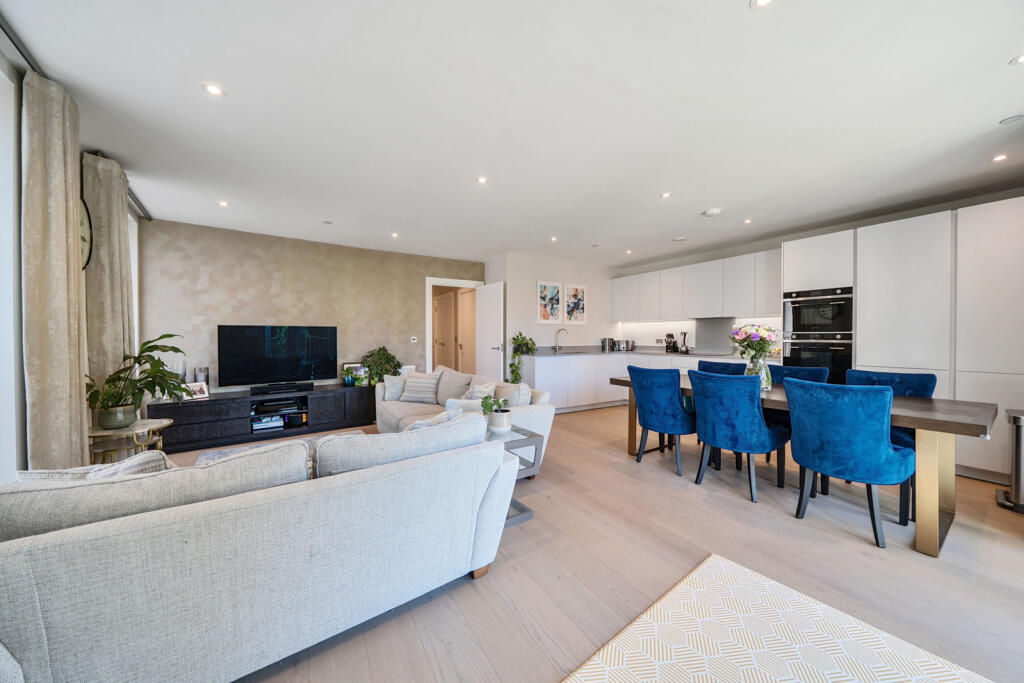 Kitchen/Lounge
