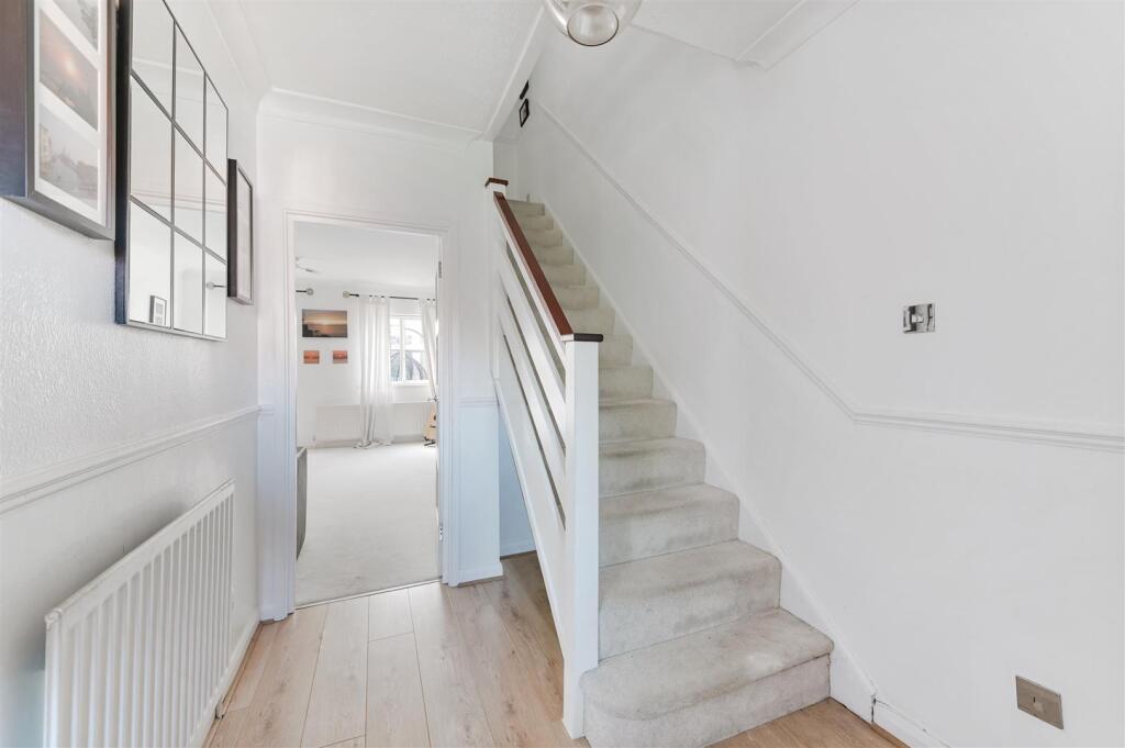 UPPER DUNNYMANS,1 (1).jpg