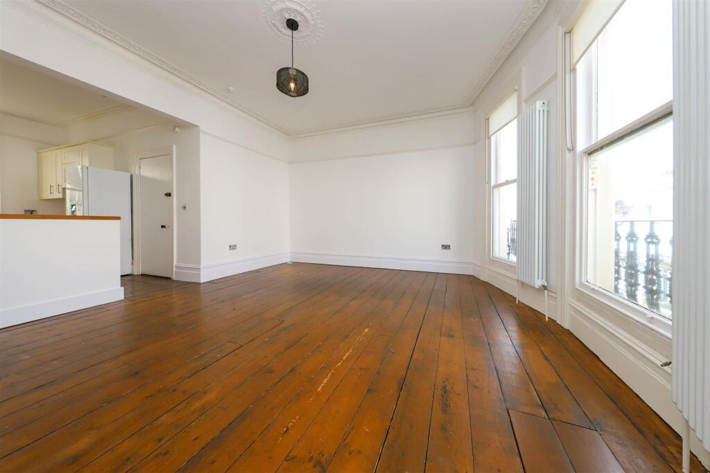 nicholas james norfolk rd living 4.jpg