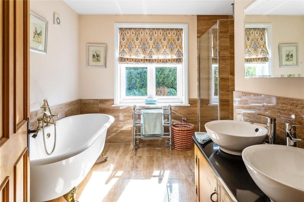 Ensuite