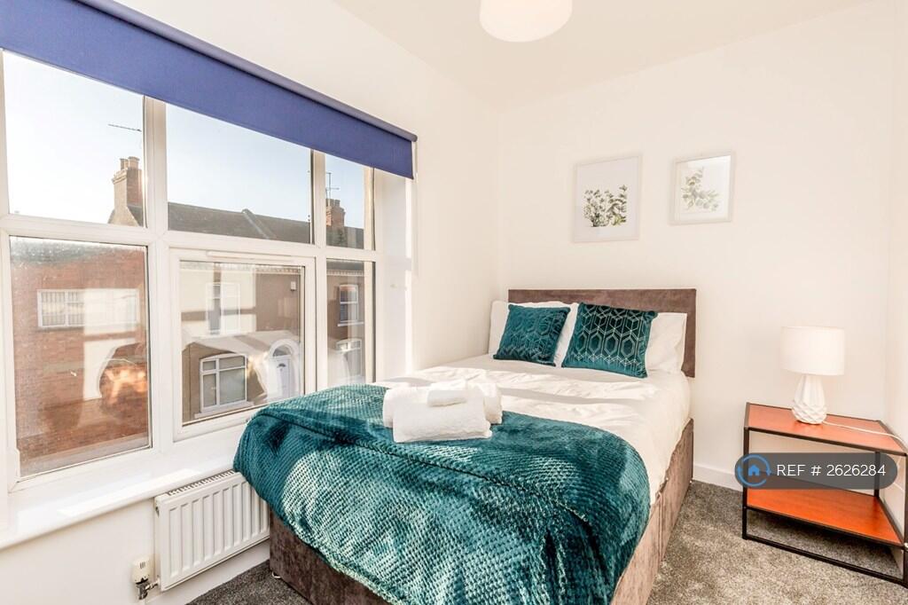 Northamptonservicedapartment Selfcatering Shortlet
