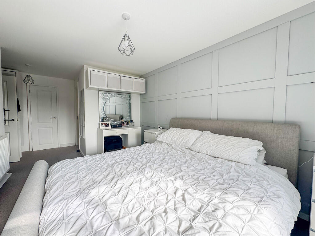 bed1 image2