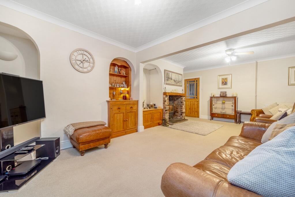 23 Church Road (Old Leake)-13