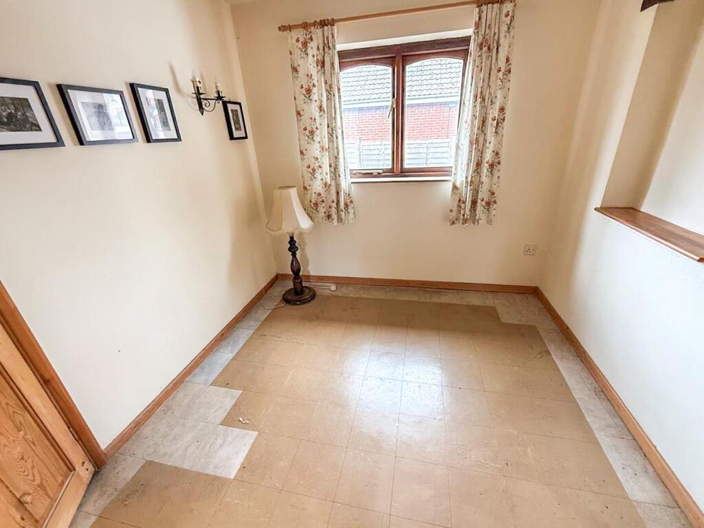 Breakfast Room/ Snug