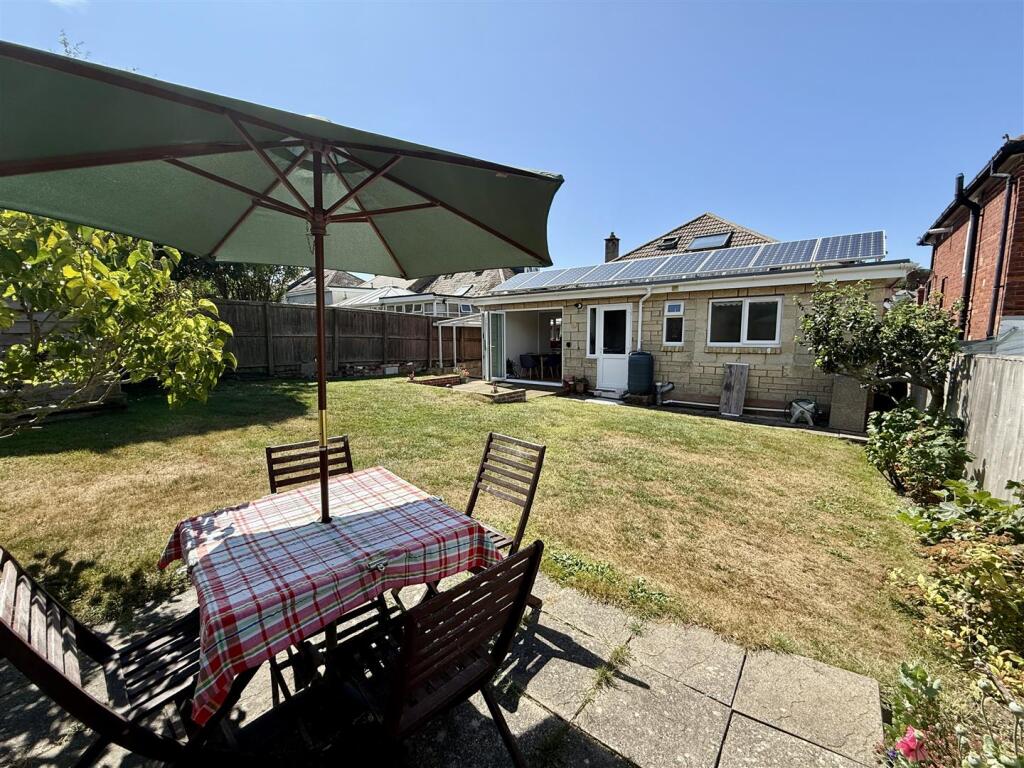 Rear Garden: