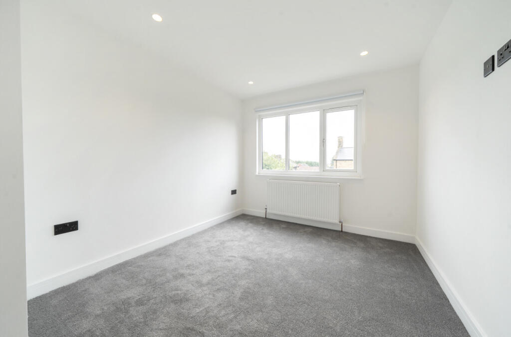 1319192-12-6867d9...