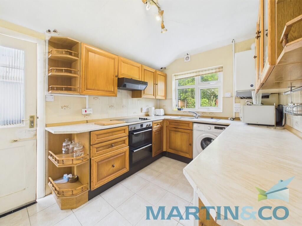 CAM01870G0-PR0163...