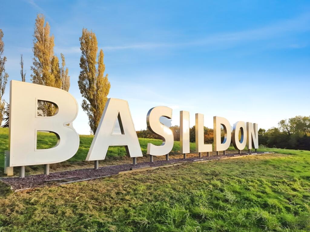 073d3f8b-Basildon...