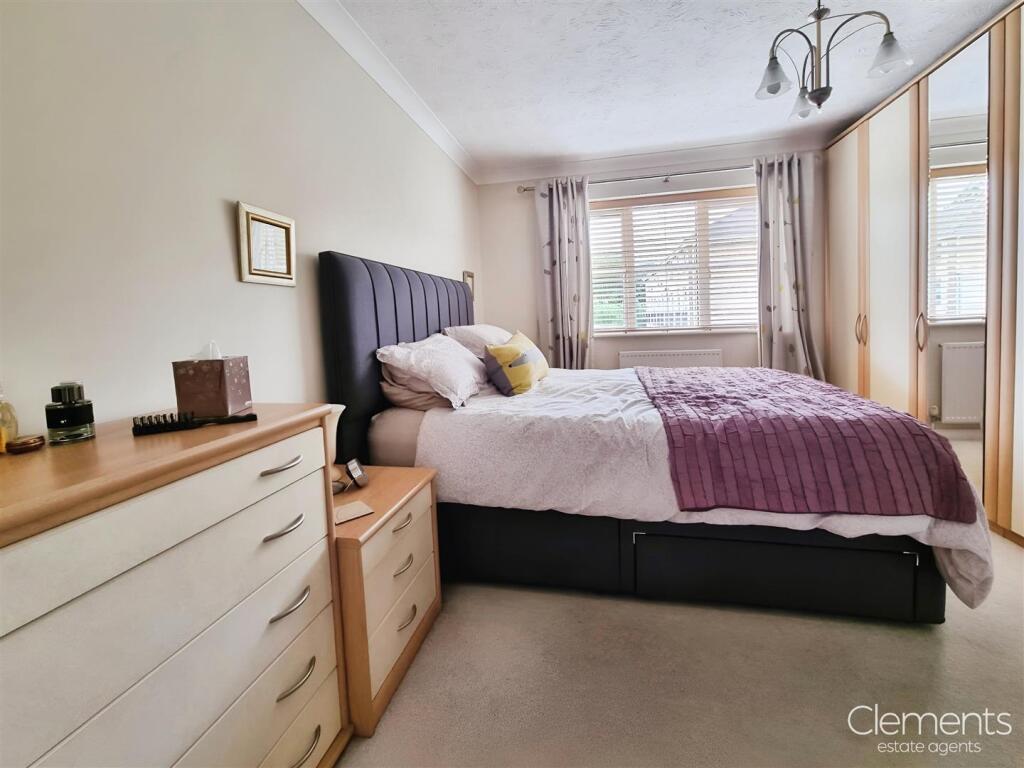 c80f7fed-PHOTO-2025-06-04-18-12-07 20 281 29 20 28