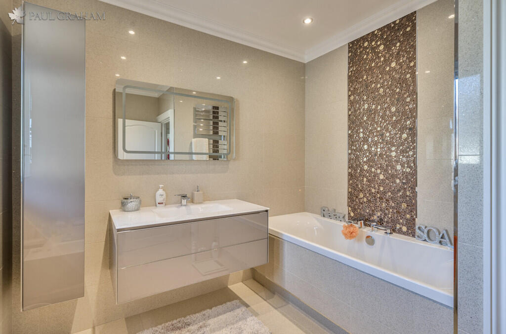 bfaa6665-bbc1-4ad...