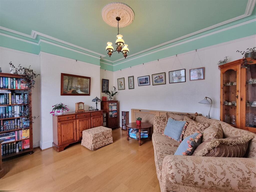 Lansdowne Road, Ilford