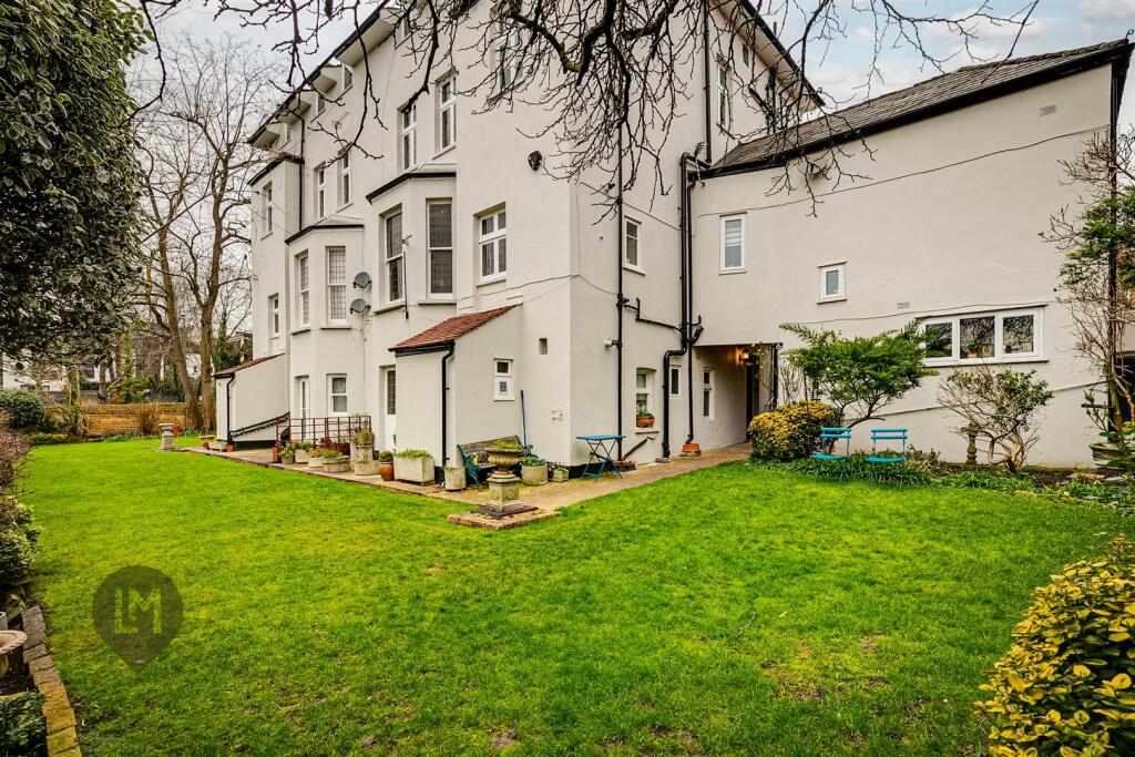 Cromer Court