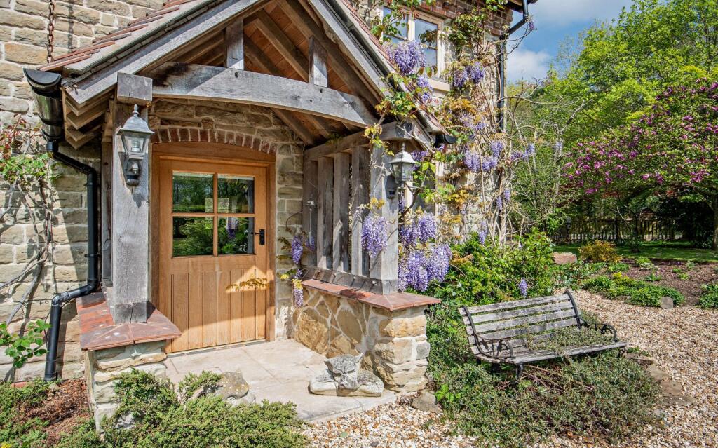 Oak Side Porch