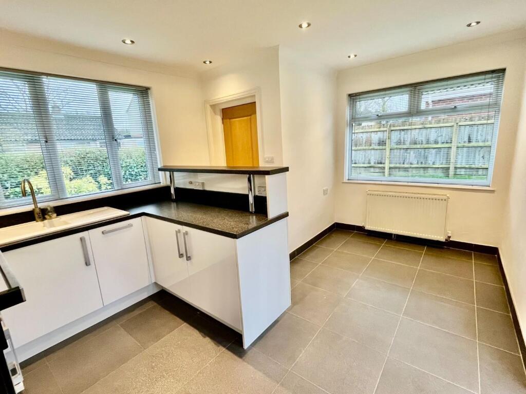Kitchen/Dining Room