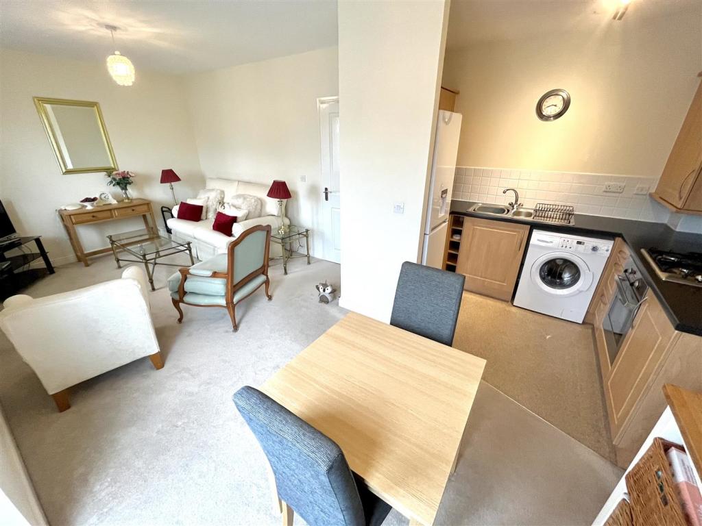 Lounge &amp; Dining Room Aspect 6.jpg