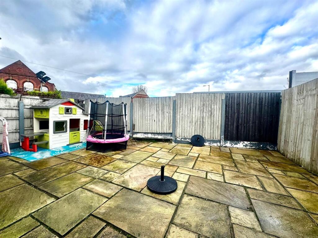 WhatsApp Image 2025-10-24 at 11.56.45 (1).jpeg