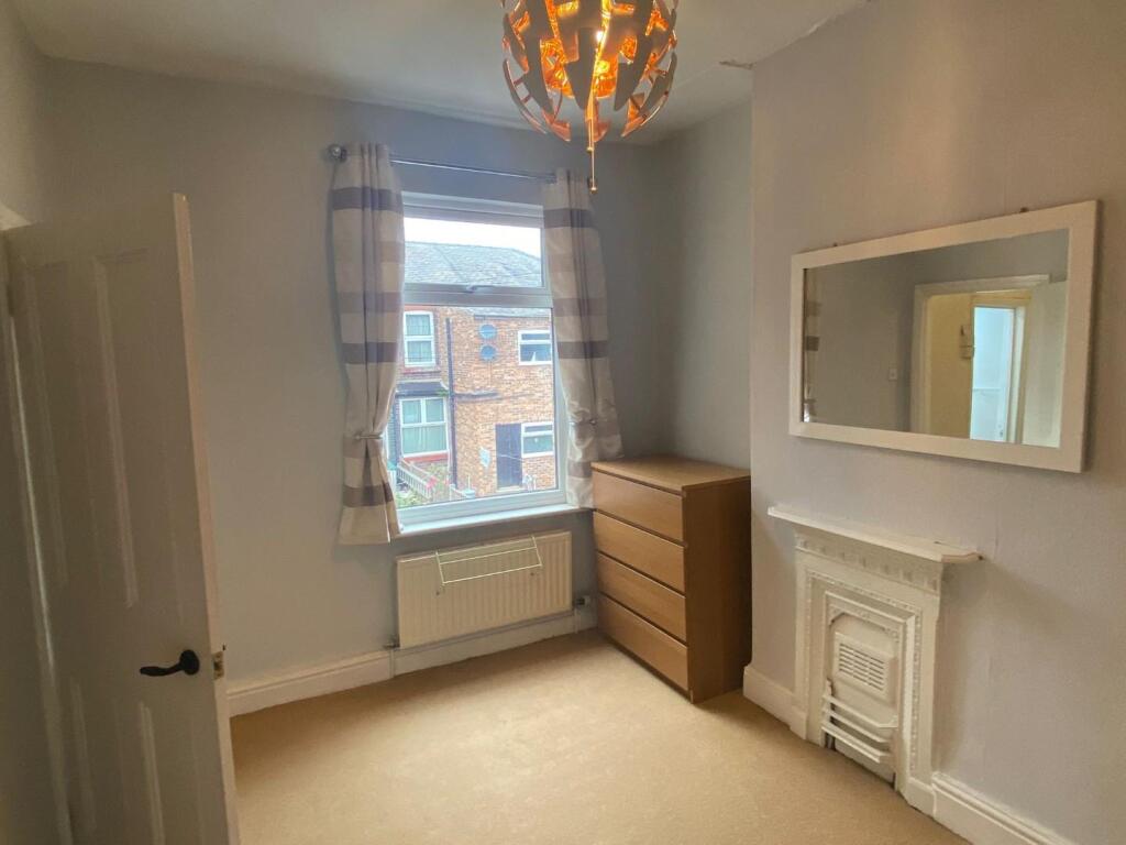 Bedroom 2 2.jpg