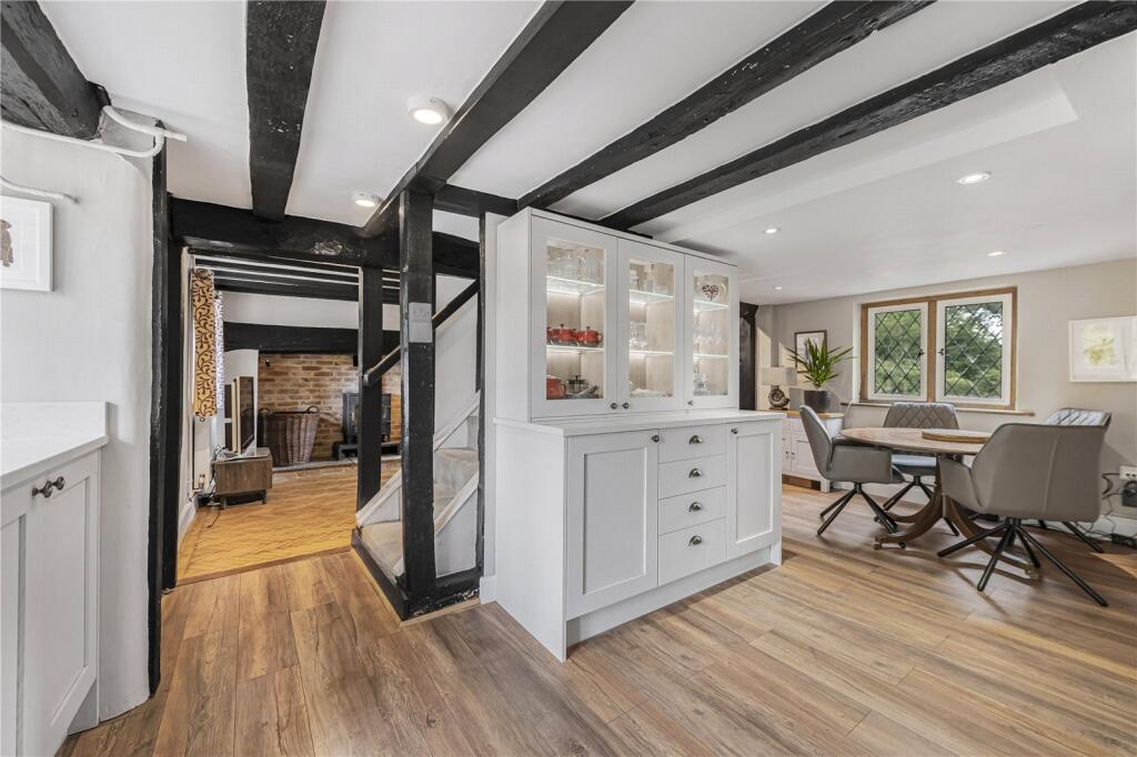 Kitchen/Breakfast Rm