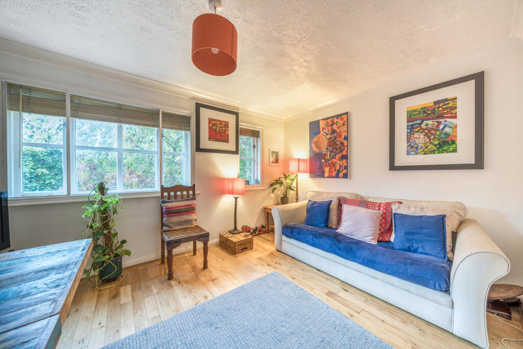 1349793-16-68c1bf...