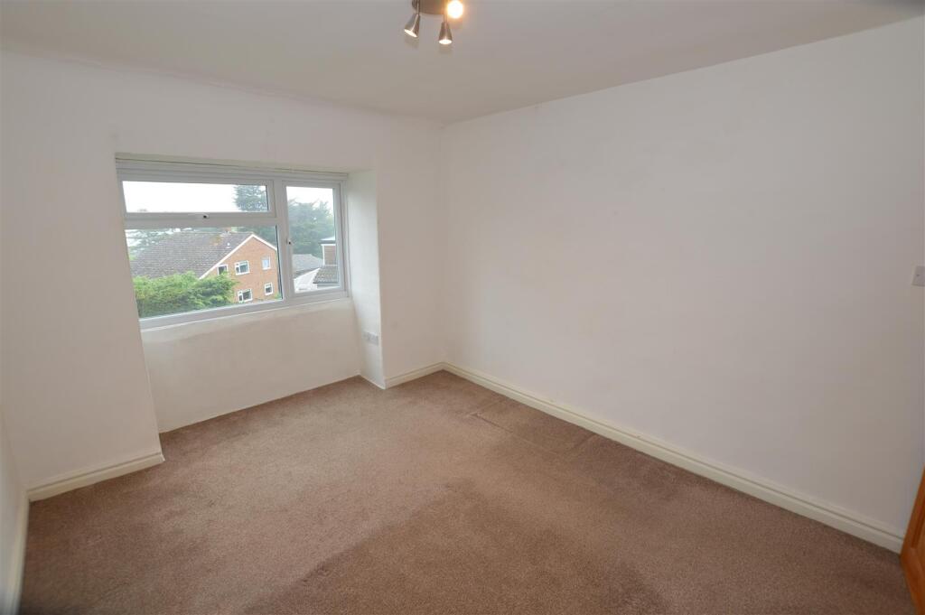 2a sycamore ave (11).JPG