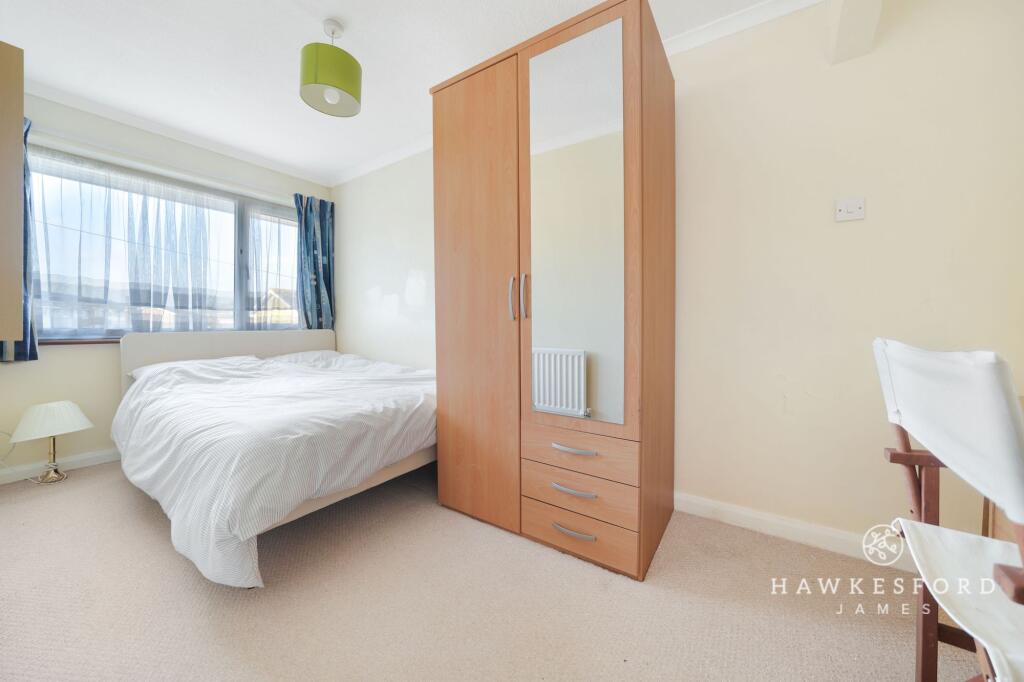 100 Millfield, Sittingbourne - Bedroom 3