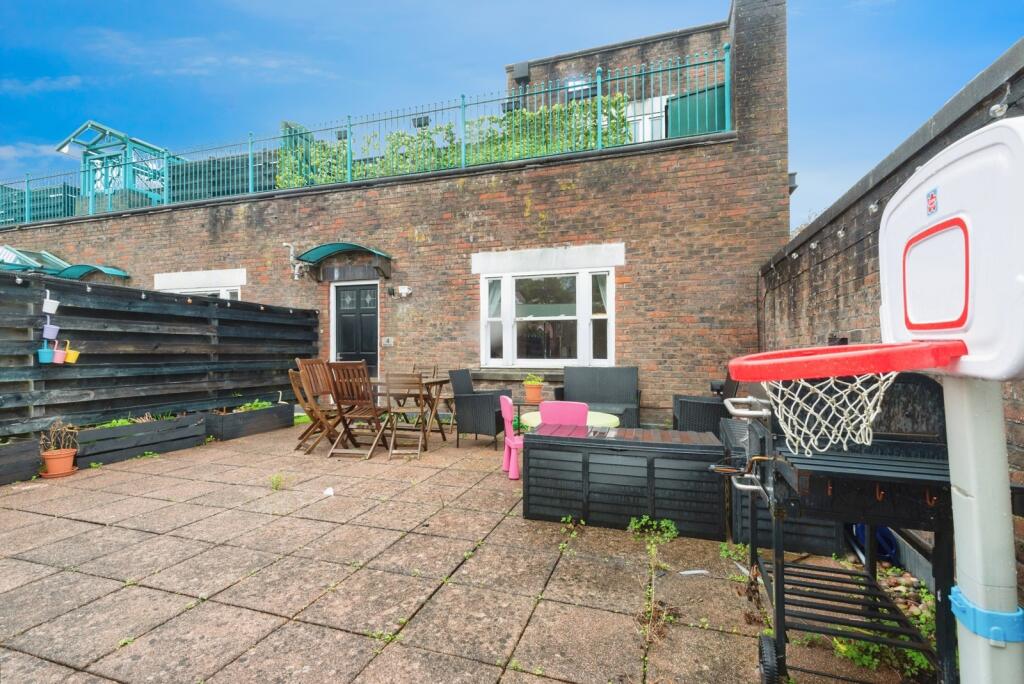 Roof Terrace