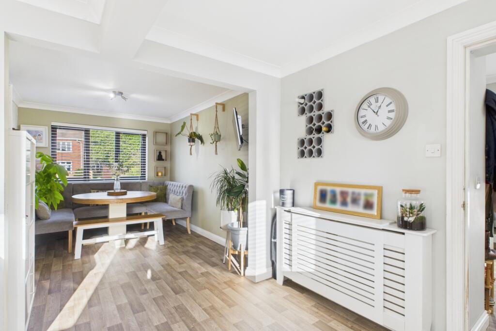 EweMove Spalding - Pinchbeck - Kitchen