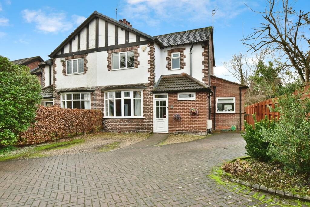 Dalveen Drive, Timperley, Altrincham, WA15