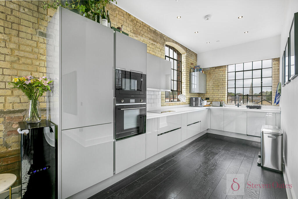 3_38213_watermark...