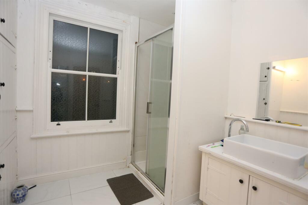 252 EASTERN ROAD (2).JPG