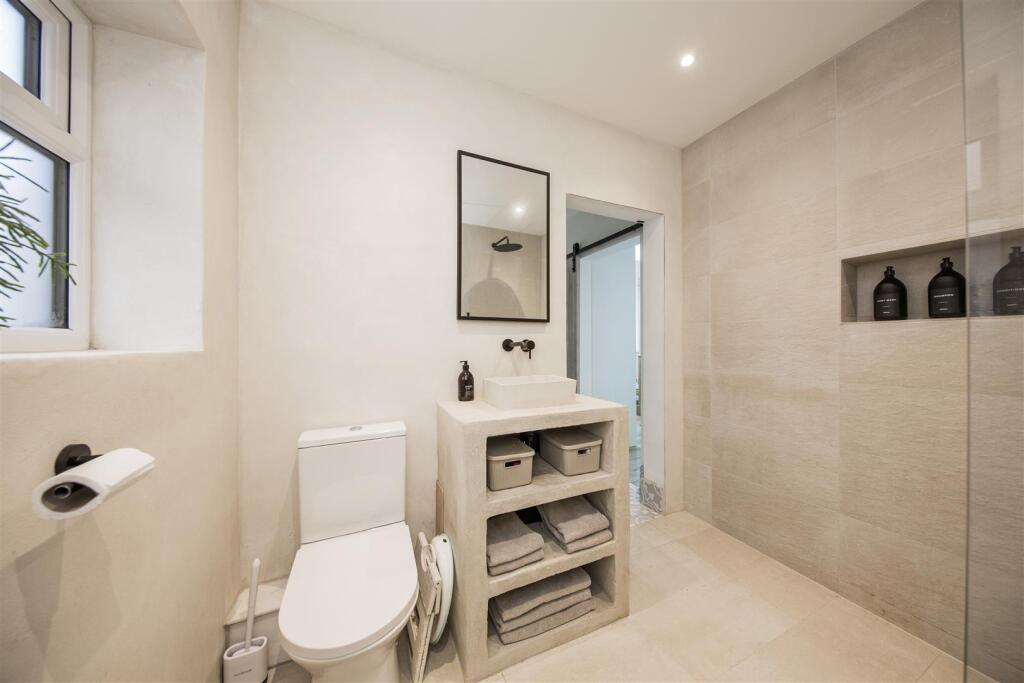 Downstairs Wet Room Shower