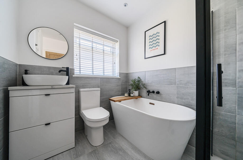 6800ef4e82ca9-l-1275835 (8)