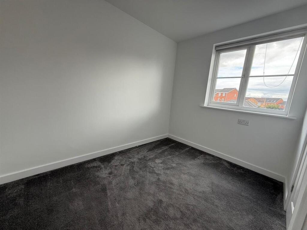 PHOTO-2025-08-29-21-38-12 2.jpg