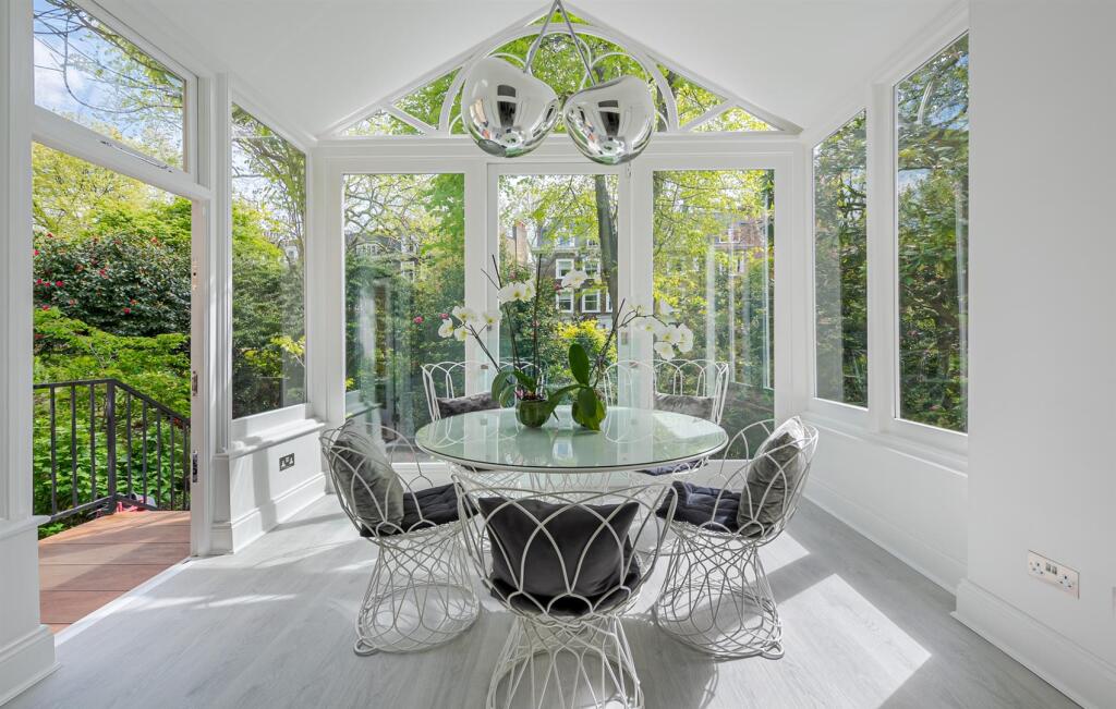 Gledhow Gardens 11B-5-2. Low Res.jpg