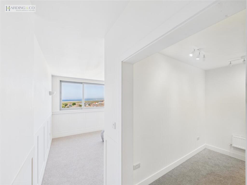 Bedroom 1 Dressing Room .2.jpg