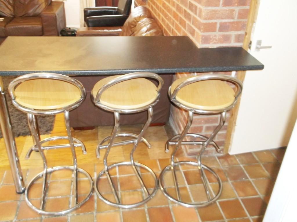 Breakfast bar