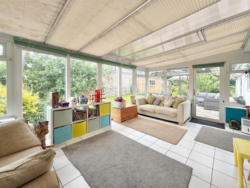 Conservatory Into Garden.JPG