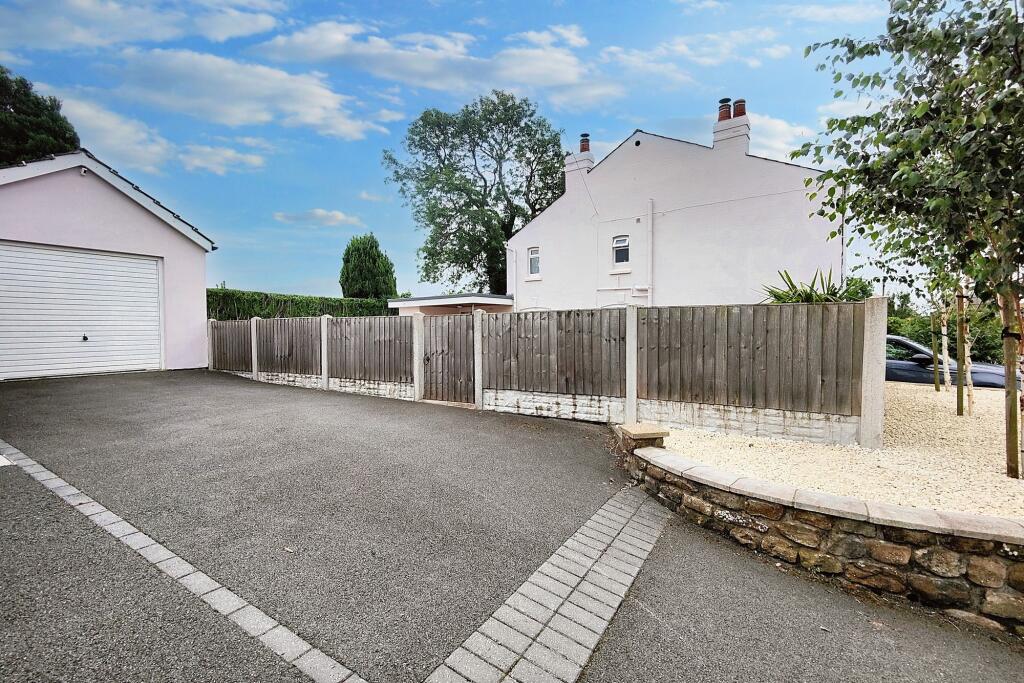 Driveway &amp; Garage