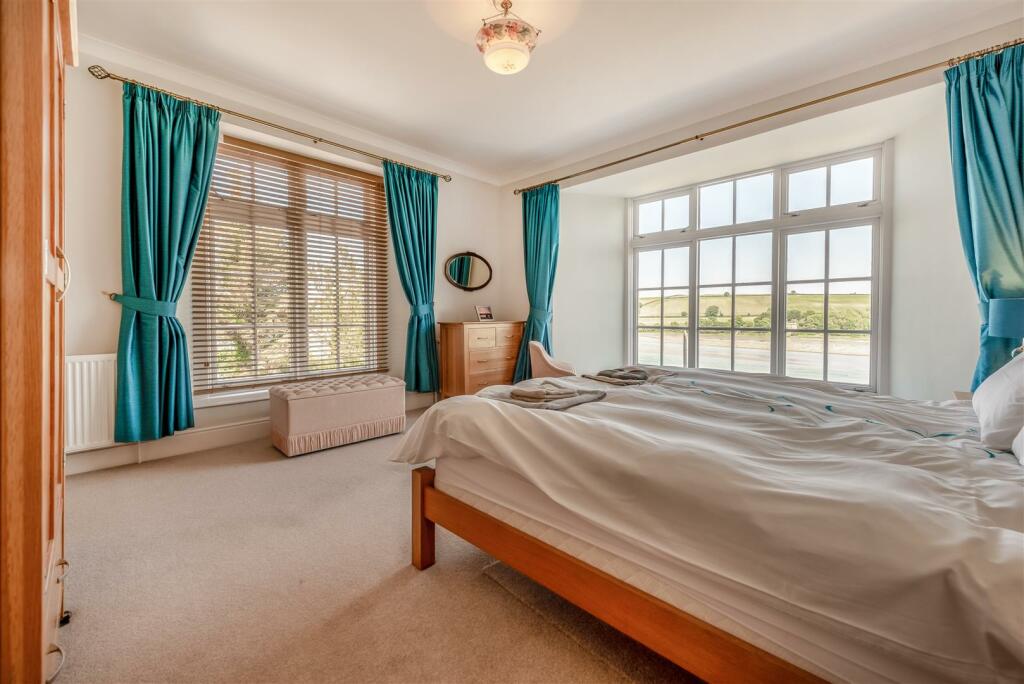 8555555-interior21.jpg