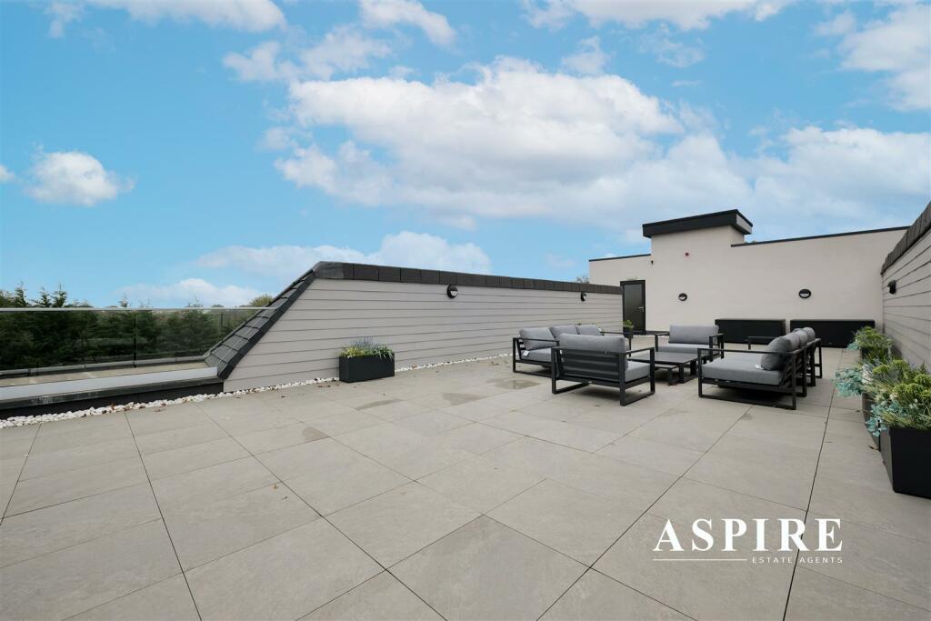 Aspire Estate Agents2002.jpg