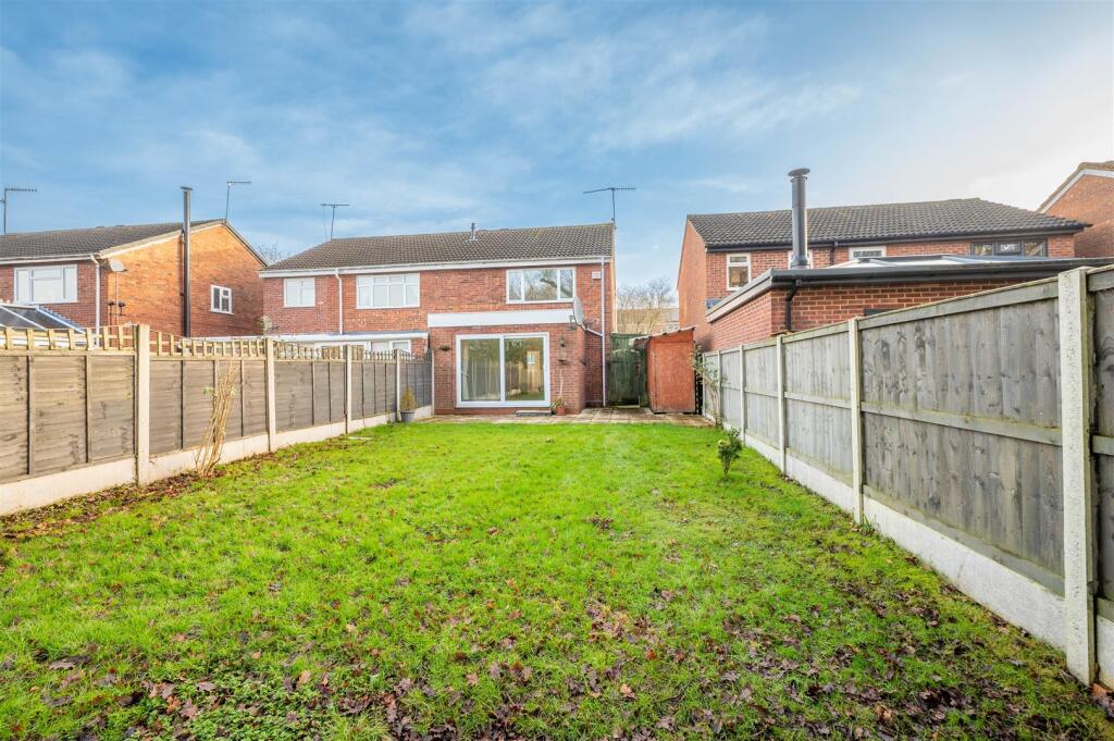 West Facing Rear Garden