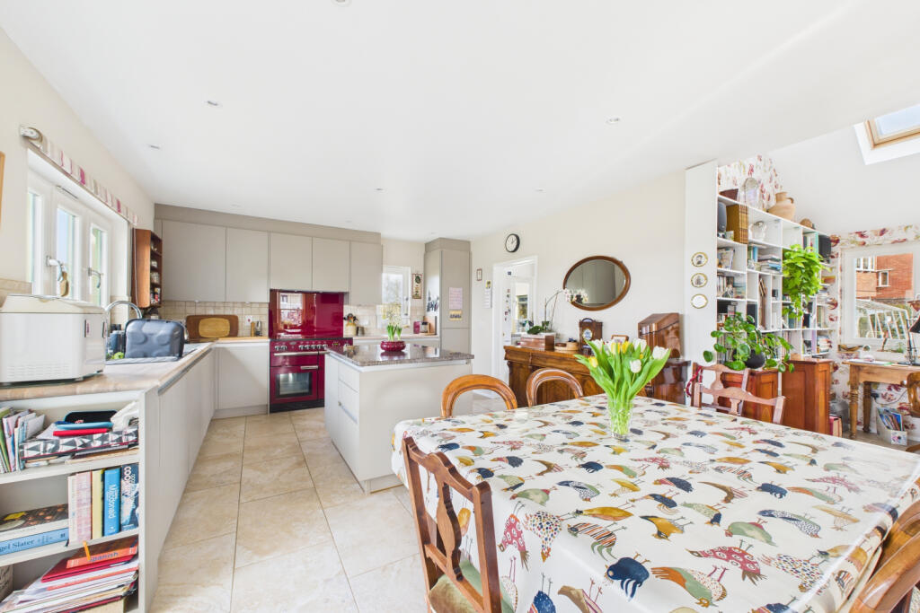 Kitchen / Diner
