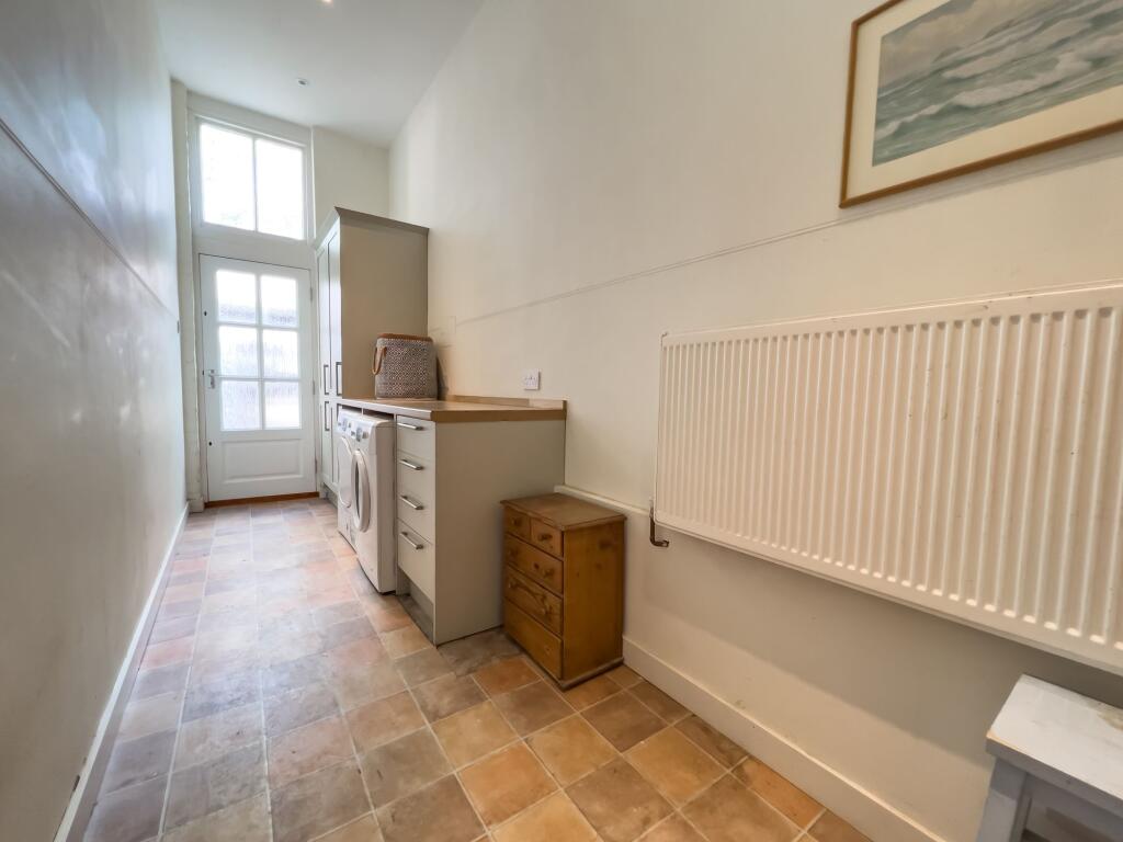UTILITY ROOM