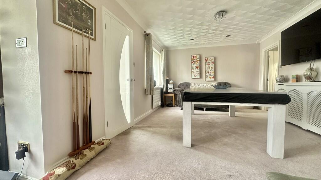 72431341-5973-41A...