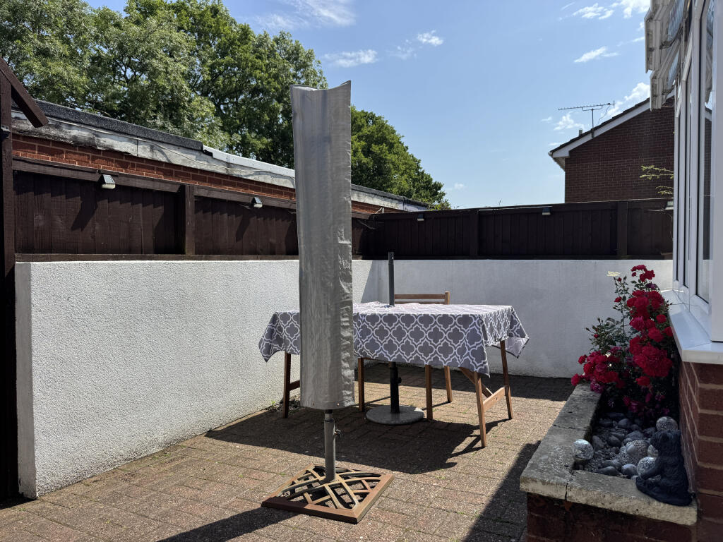Enclosed Courtyard Garden