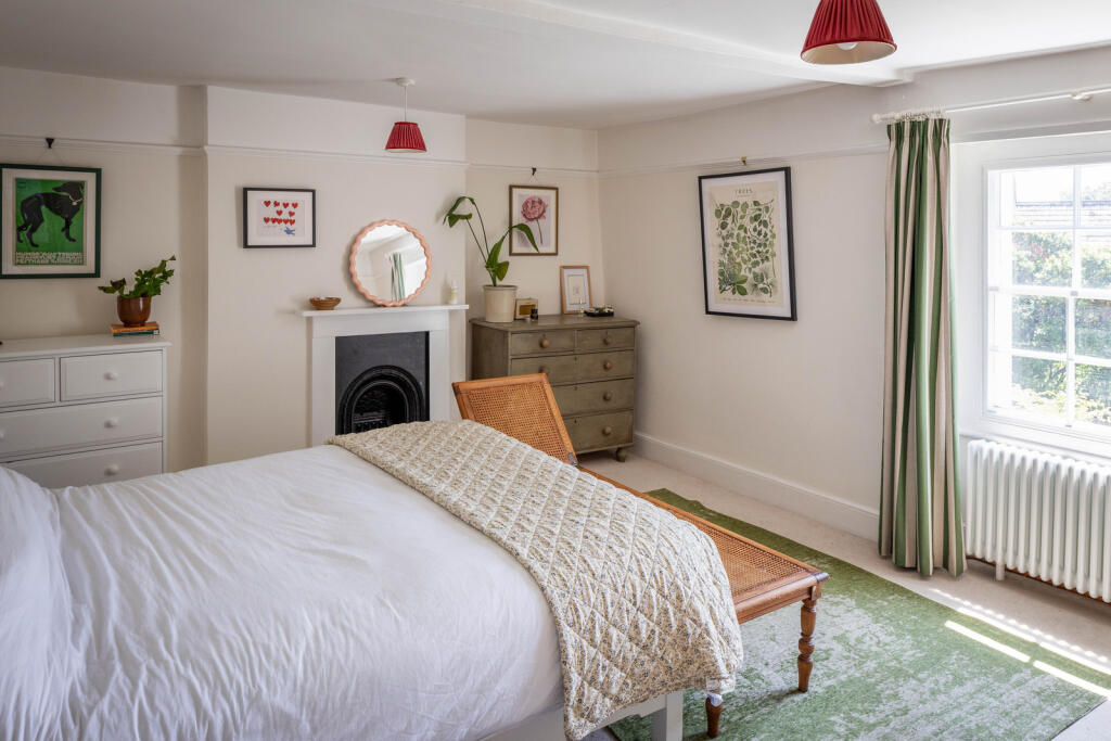 294431 - MYRTLE 2-13.jpg