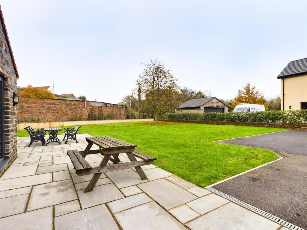 CAM00208P1-PR0170-ST